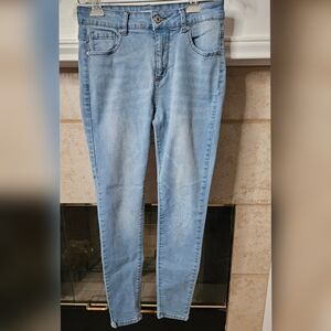 Light Blue Skinny Jeans for Juniors Size 11